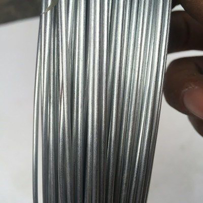 열간압연 직류 전기를 통한 철강선 막대 SAE 1065 금속 철 아연 색깔 20g/M2